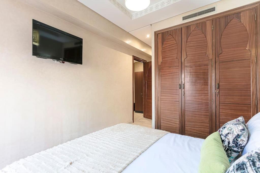 Apartment Artistry Skyline Rooftop Pool Marrakech Centre *