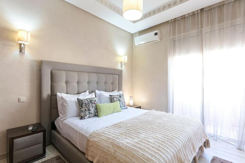 Artistry Skyline Rooftop Pool Marrakech Centre Apartment