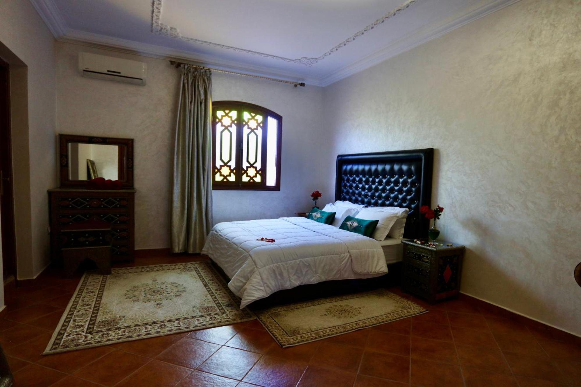 Maison D'hote Immo-bouregba Villa *