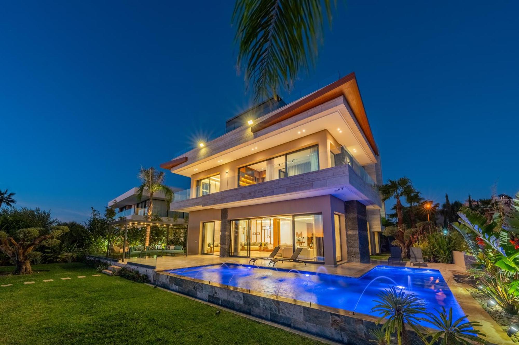 Villa Talia, Luxury Stay, Golf & View