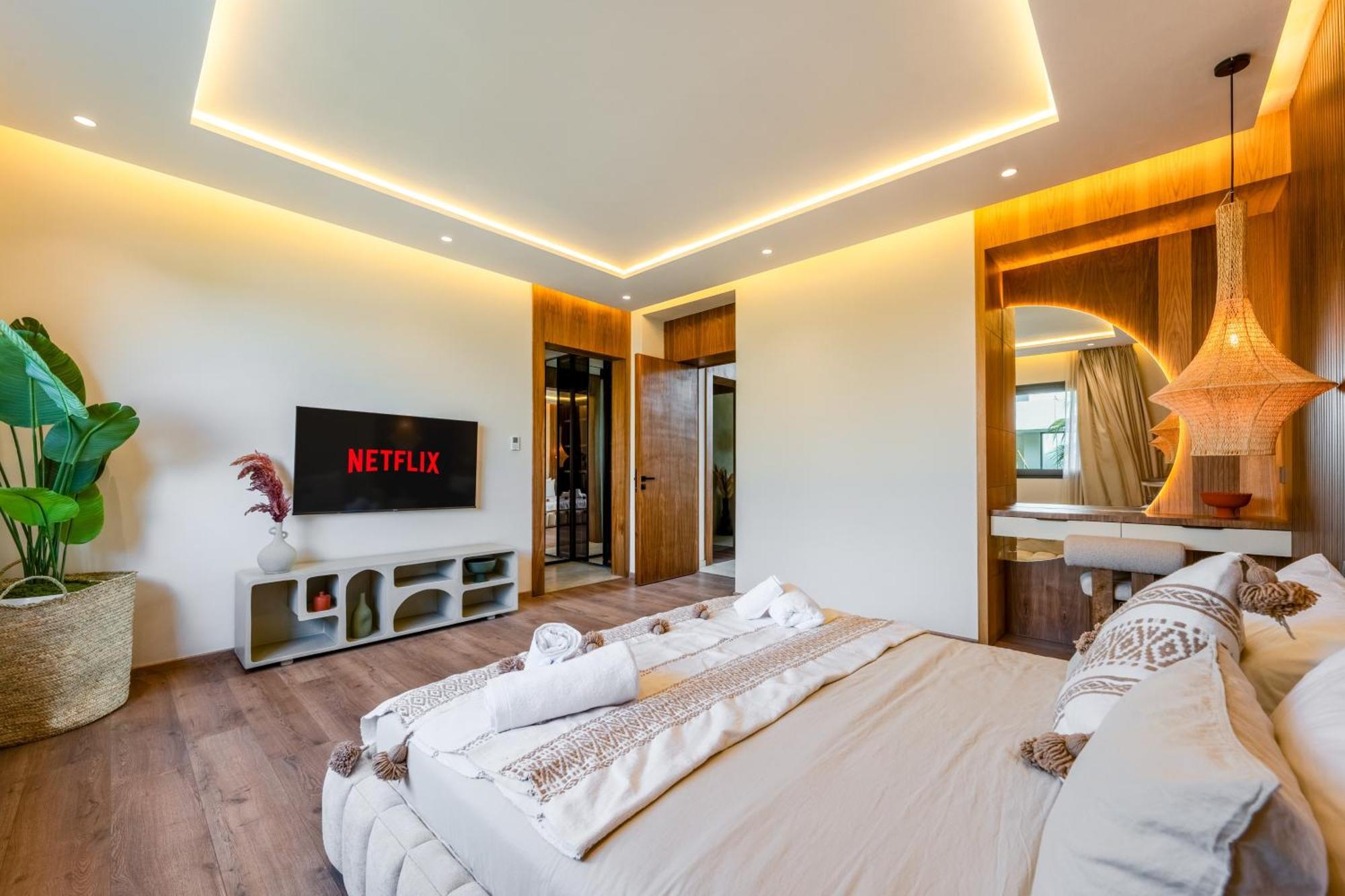Villa Talia, Luxury Stay, Golf & View