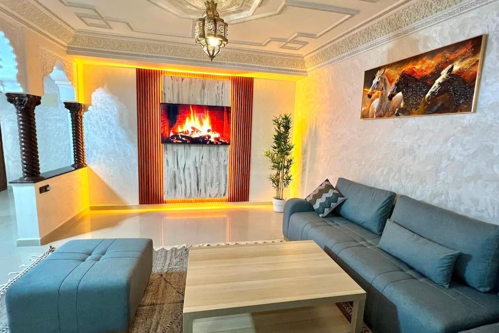 De Luxe Avec Jacuzzi Prive & Terrasse Au Coeur De Marrakech Apartment Marrakesh