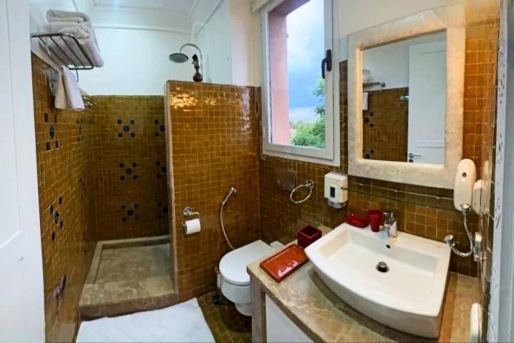Waky Club Large Luxury Marrakesh