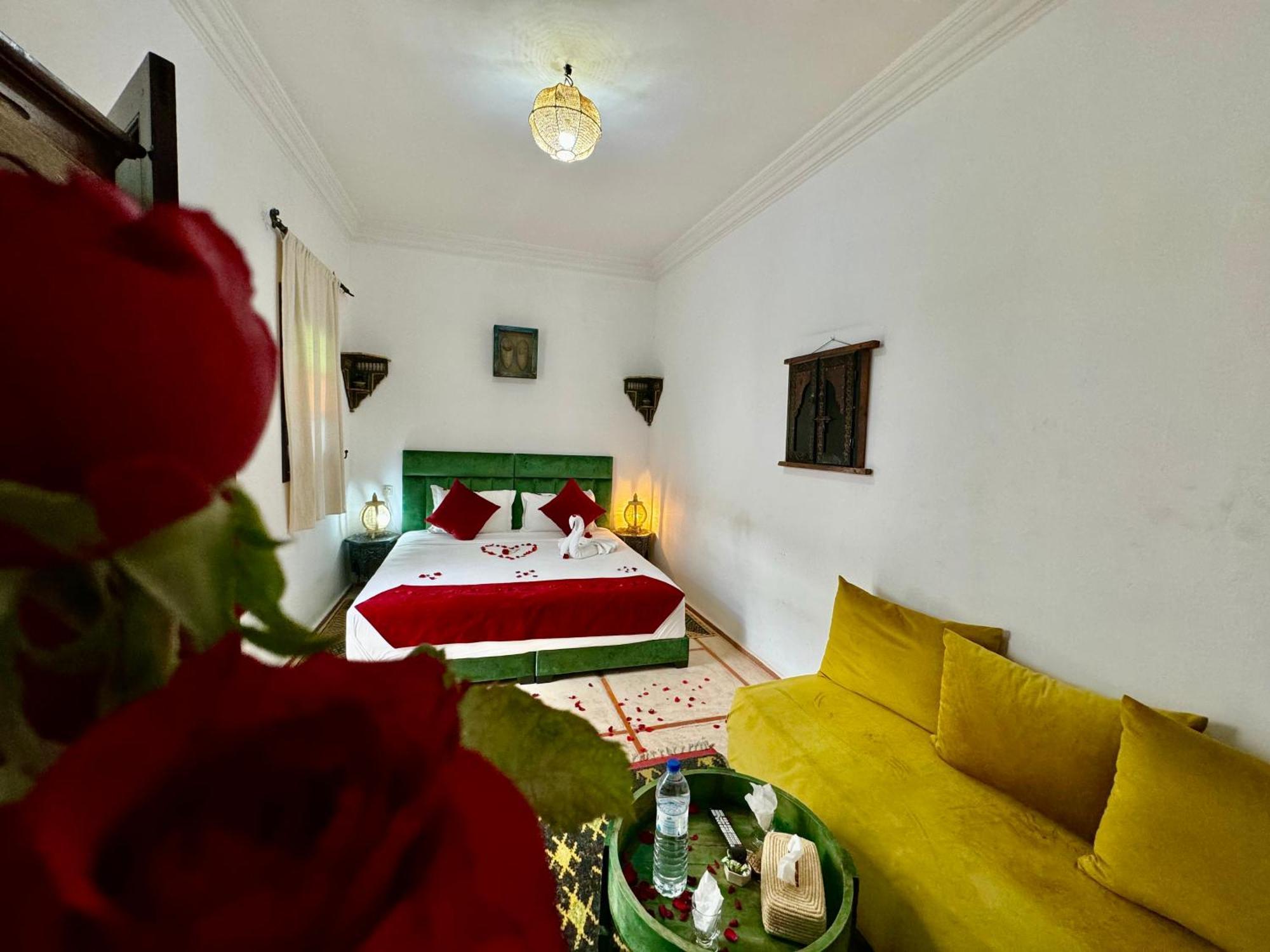Iklil (adults Only) 4*