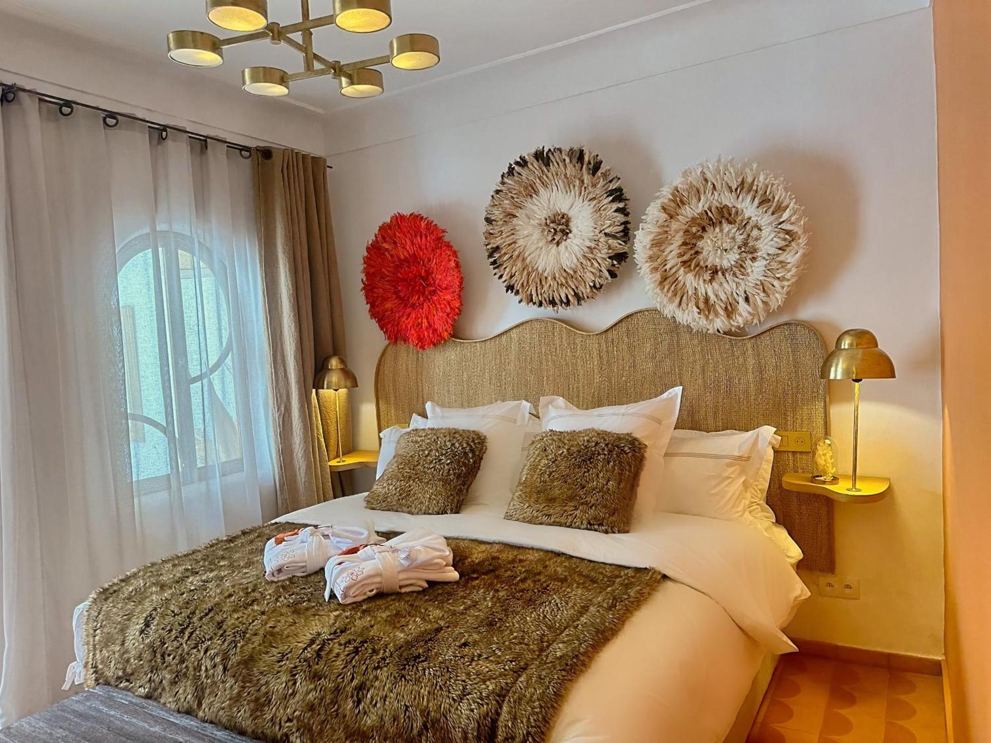 Nesayam Apartment