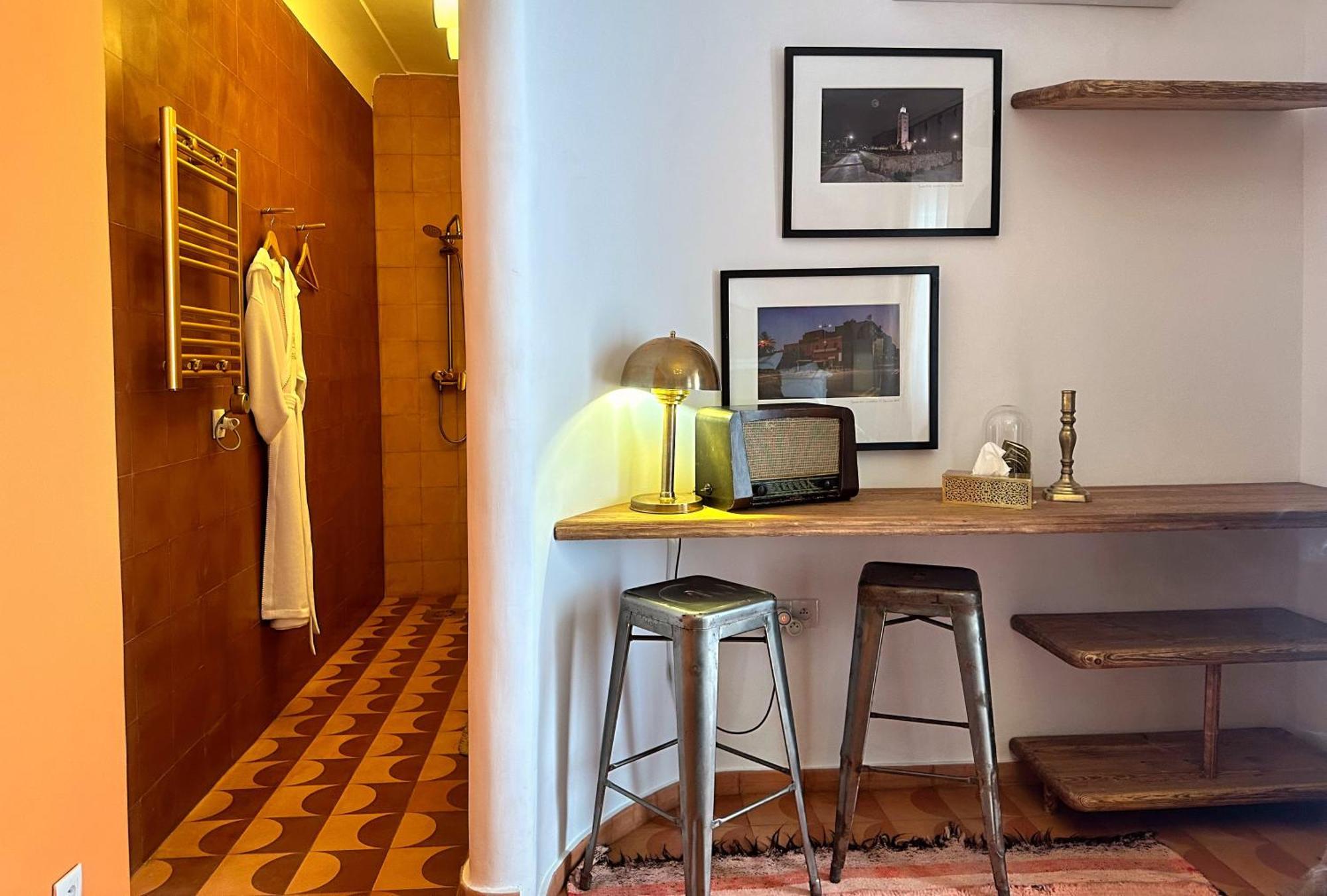 Nesayam Apartment *