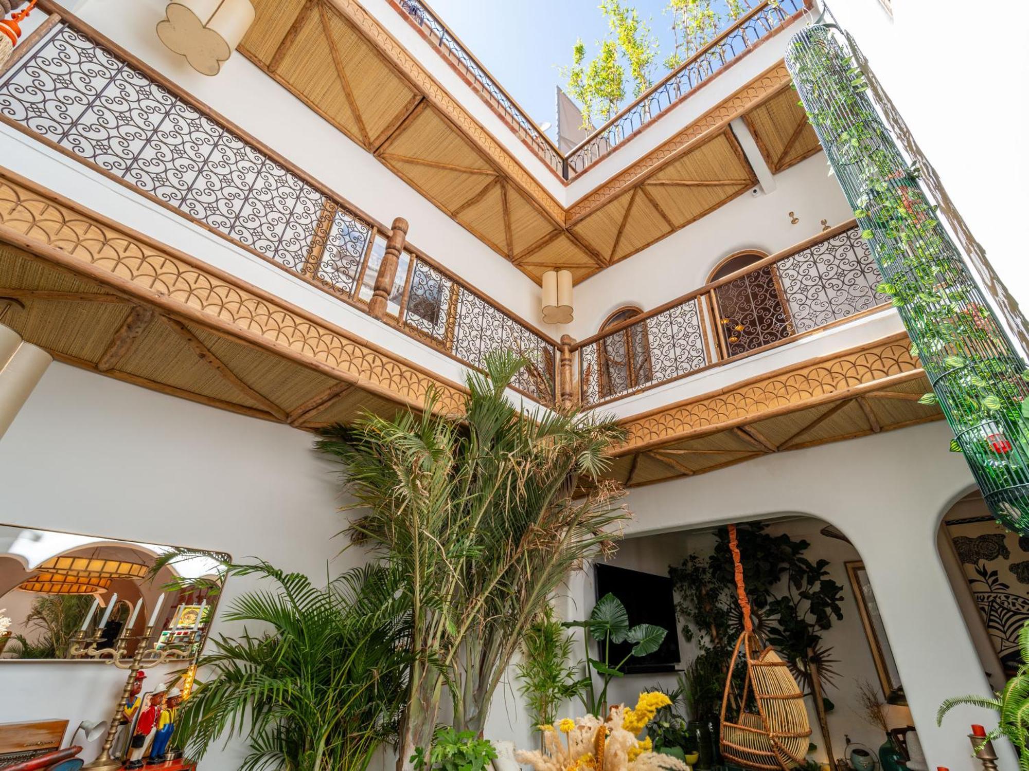 Apartment Nesayam *