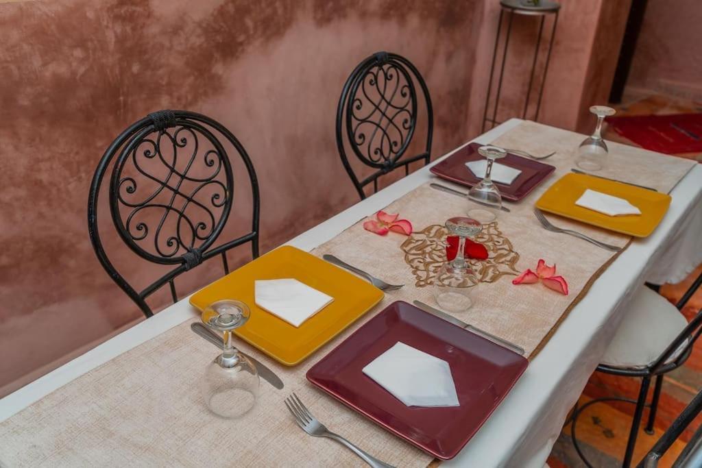 3 - Petit Dejeuner Gratuit - Position Holiday home *