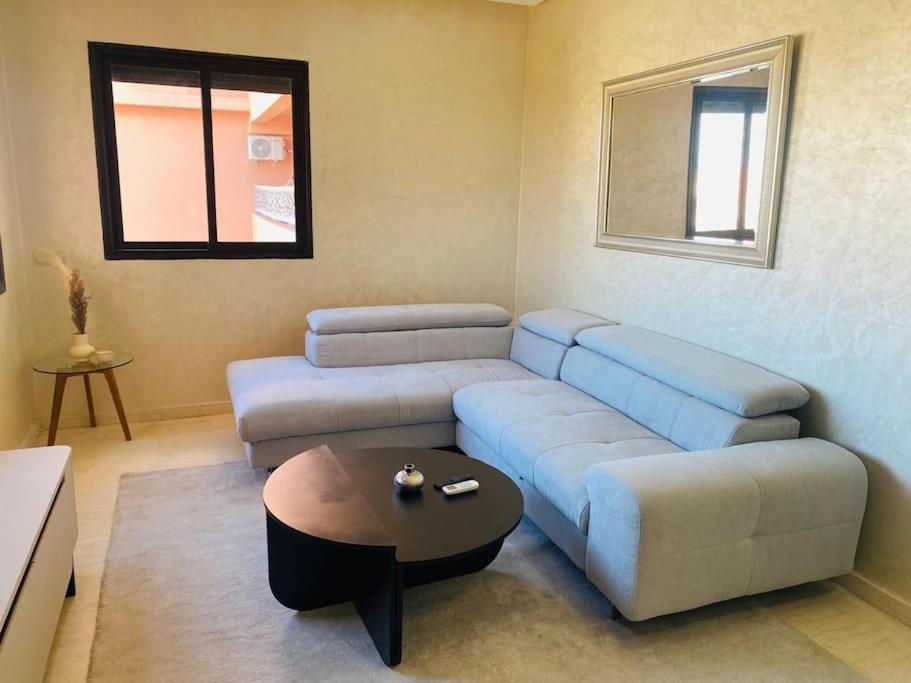 Bel Appart Fonctionnel A Cote De Ctm Hivernage Apartment