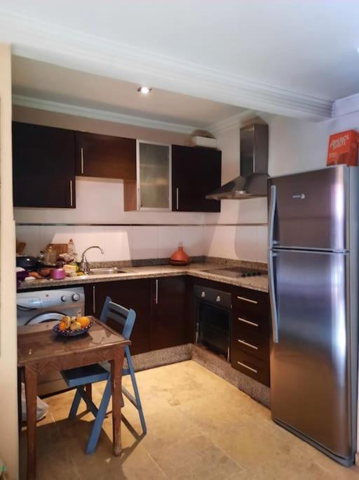 Apartment In Der Beruehmten Ysl Street Seulement A 1 Personne Ou Couple Marie Ou Touristes Etrangers Marrakesh