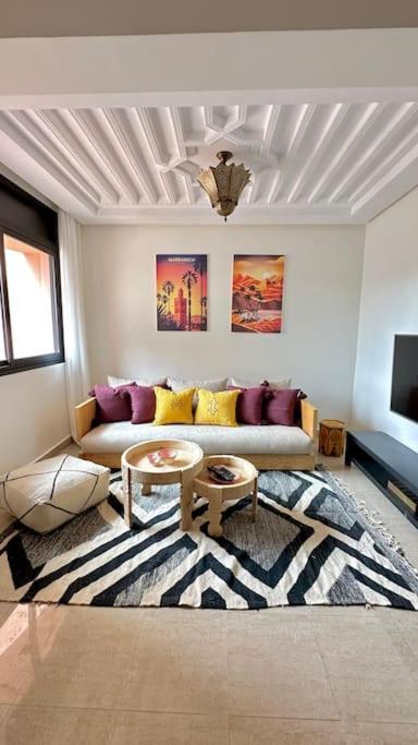 Flat Moderne Apartment *