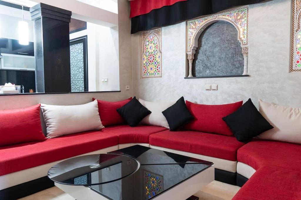Waterfall Retreat Moroccan Charm * Marrakesh