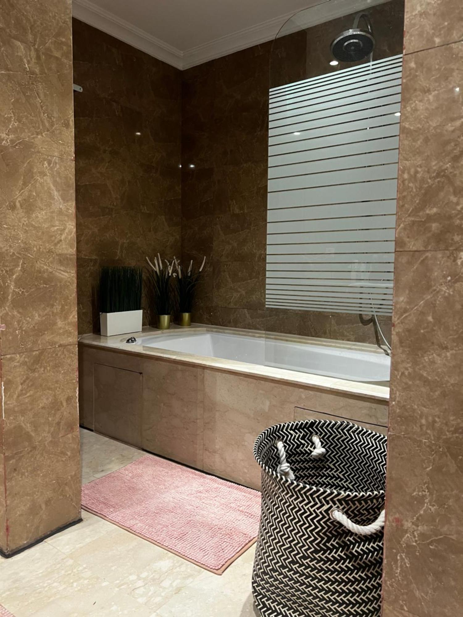 Schone Ferienwohnung: Poolblick Und Terrasse Nahe Majorelle Garden Marraquexe