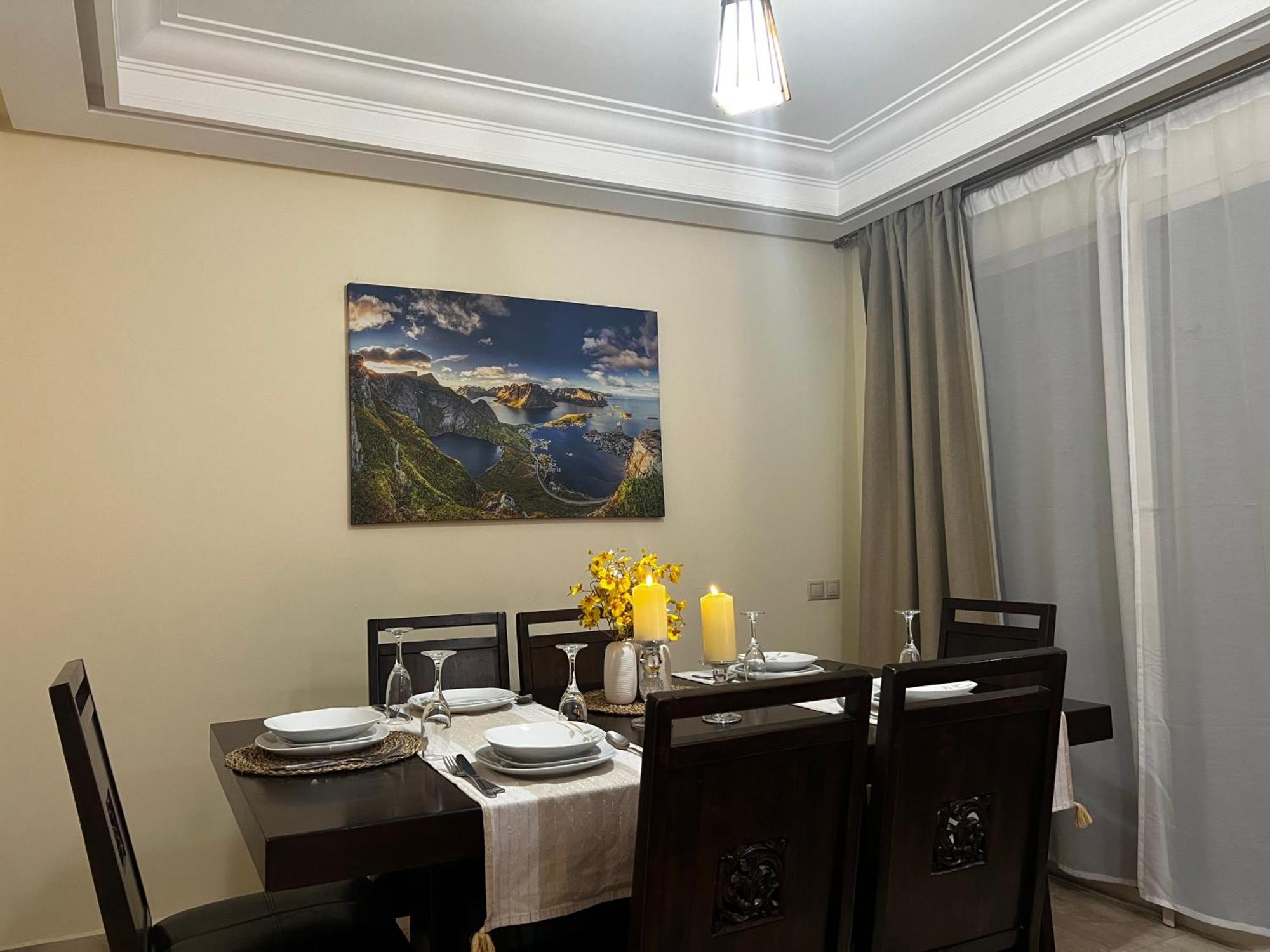 Schone Ferienwohnung: Poolblick Und Terrasse Nahe Majorelle Garden
