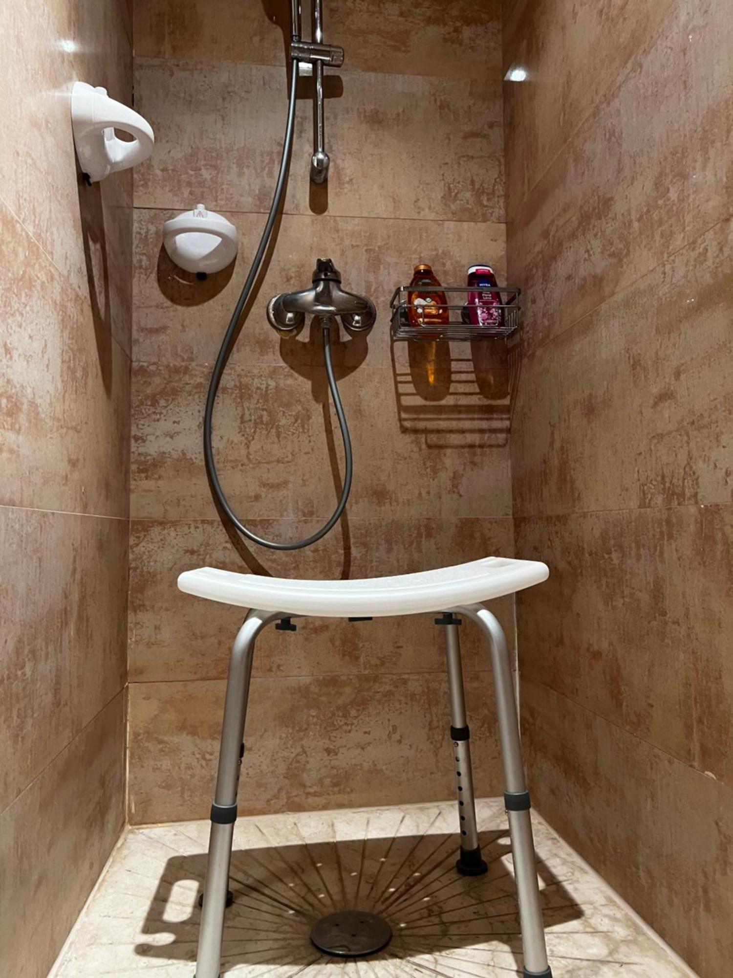 Apartamento Schone Ferienwohnung: Poolblick Und Terrasse Nahe Majorelle Garden Marraquexe