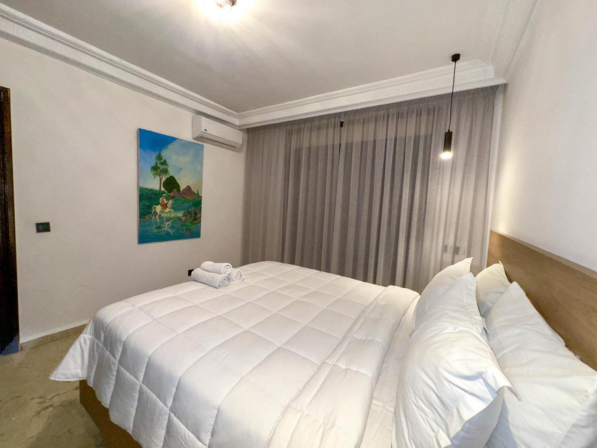 Apartment Localisation, Refait A Neuf Avec Piscine Marrakesh