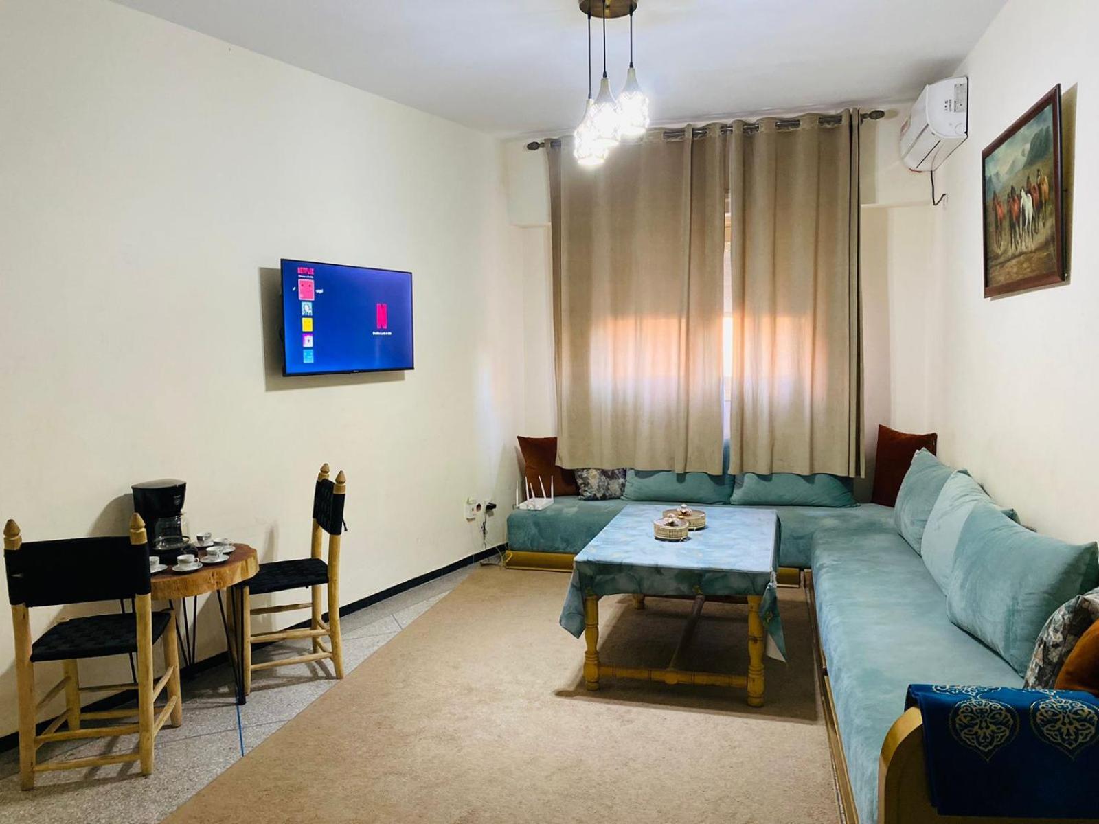 Calme & Confortable A 2min Du Centre Apartment