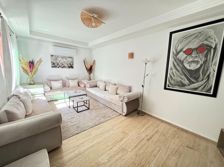 Cozy Hyper Centre Calme Apartment