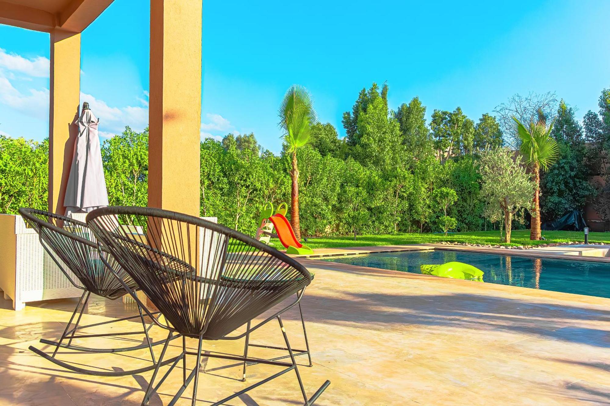 Palm Oasis - Pool - Garden *