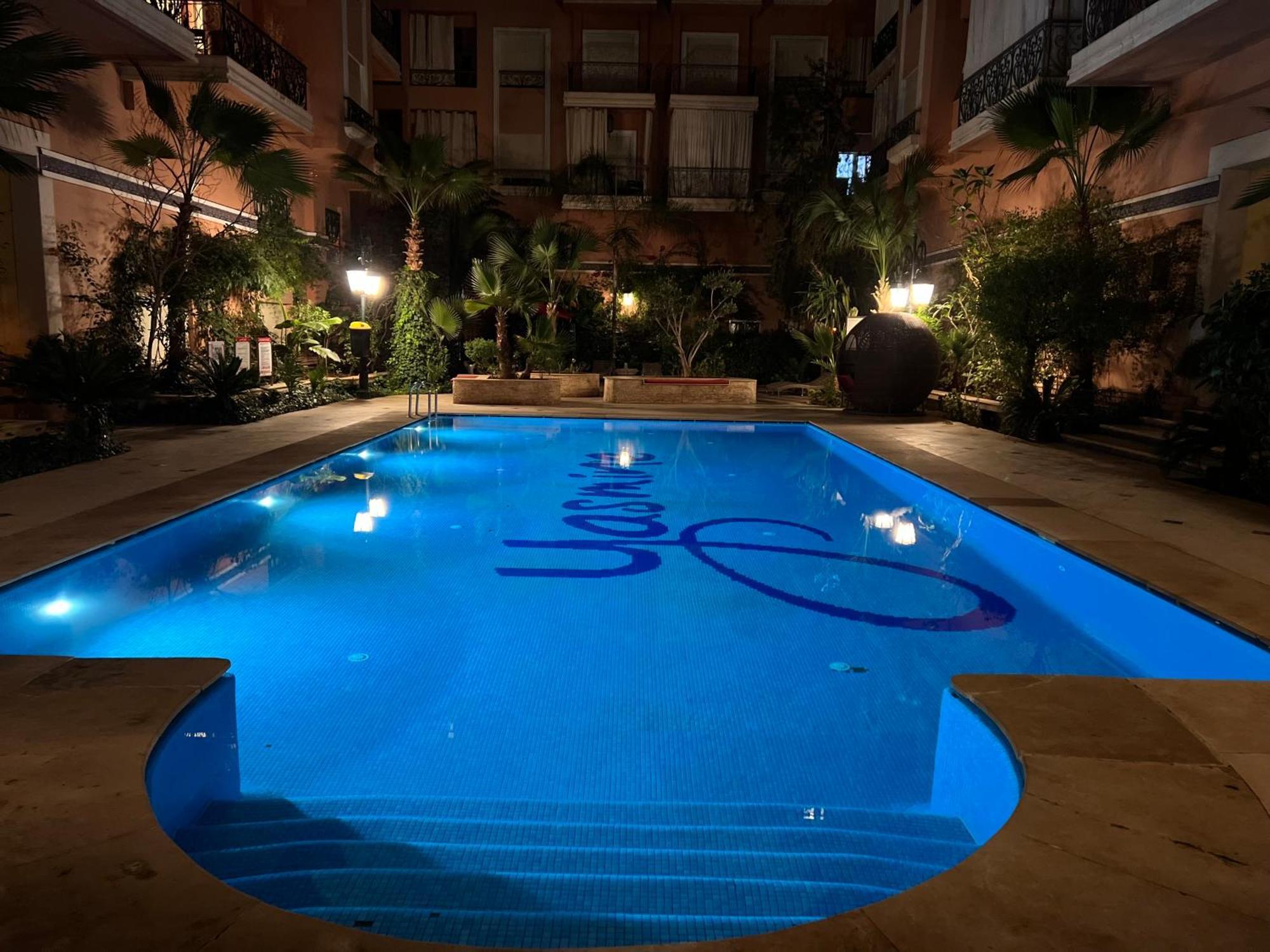 Schone Ferienwohnung: Poolblick Und Terrasse Nahe Majorelle Garden Marraquexe