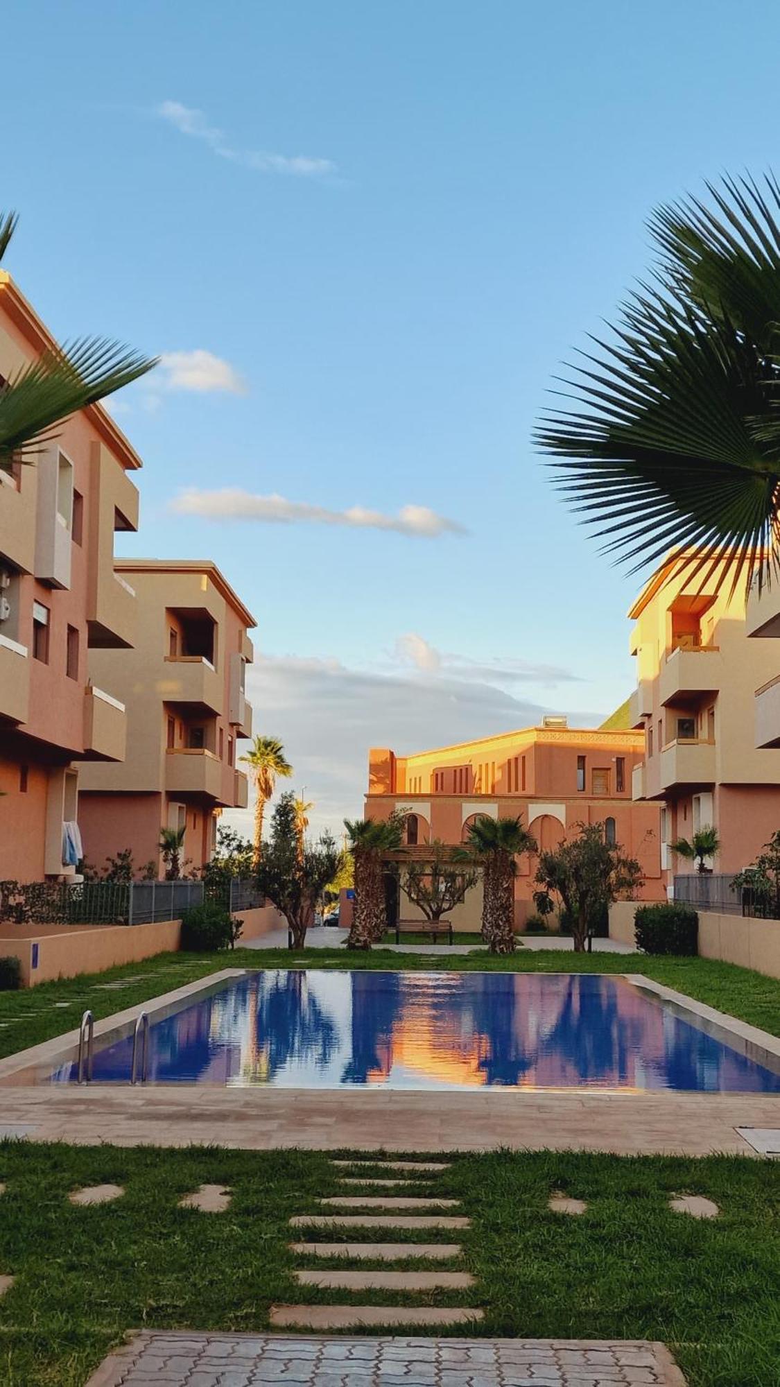 Location Duplex De Luxe Avec Jardin Privatif, Dans Avec Piscines * Marrakesh