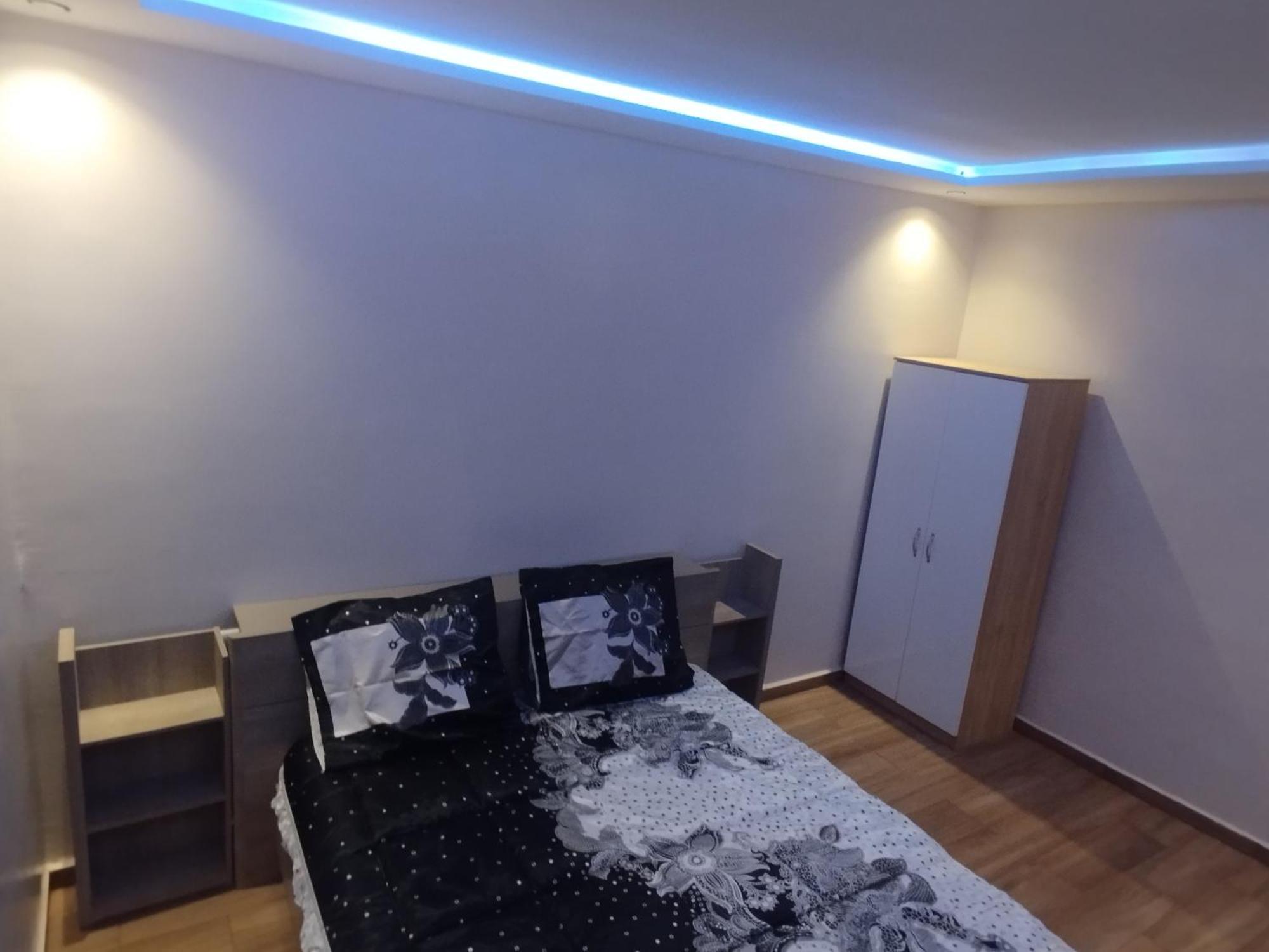 Apartment Est Nouveau Et Propre,au Centre Marrakech *