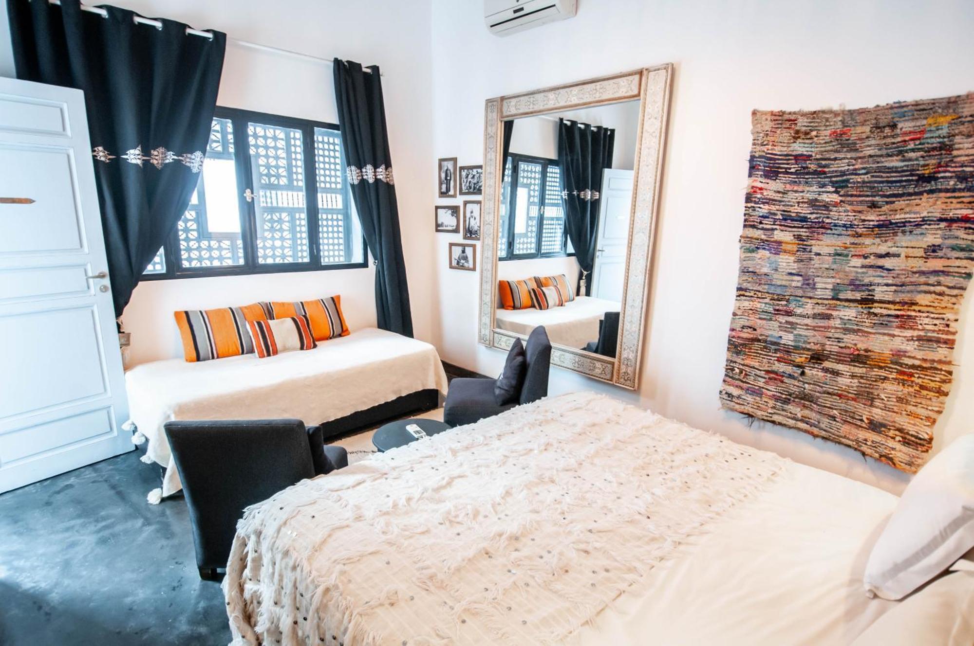 Origines Hotel
