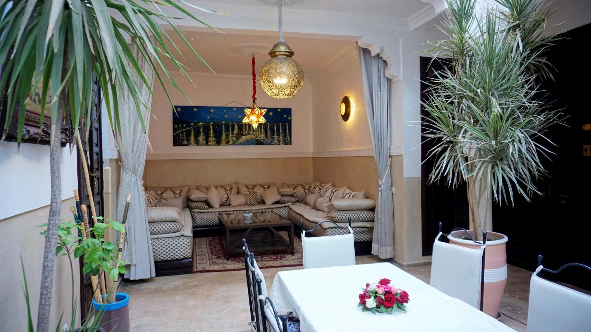 Kale Polis Hotel