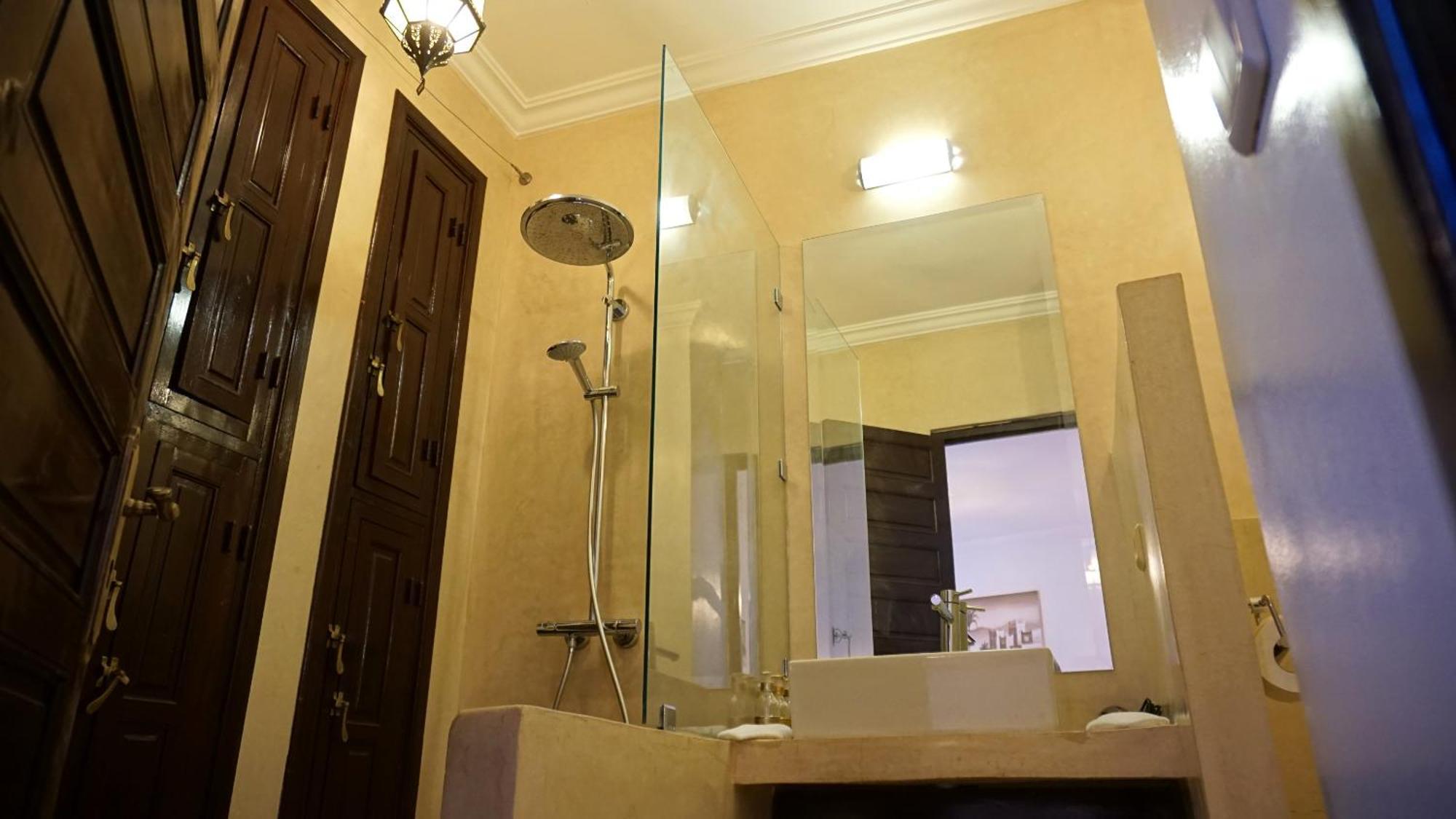 Hotel Kale Polis 4*