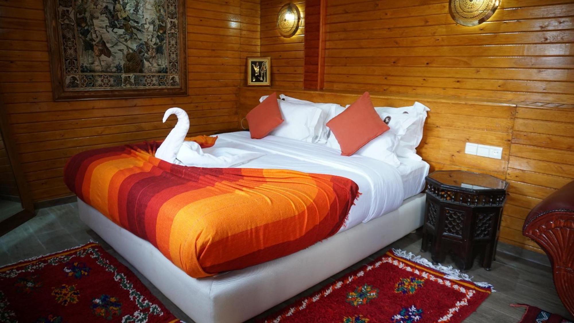 Kale Polis Hotel