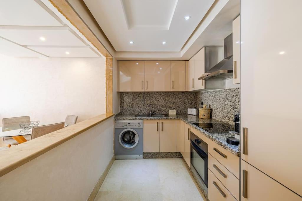 Apartment Location New Cafe De La Poste Plaza *