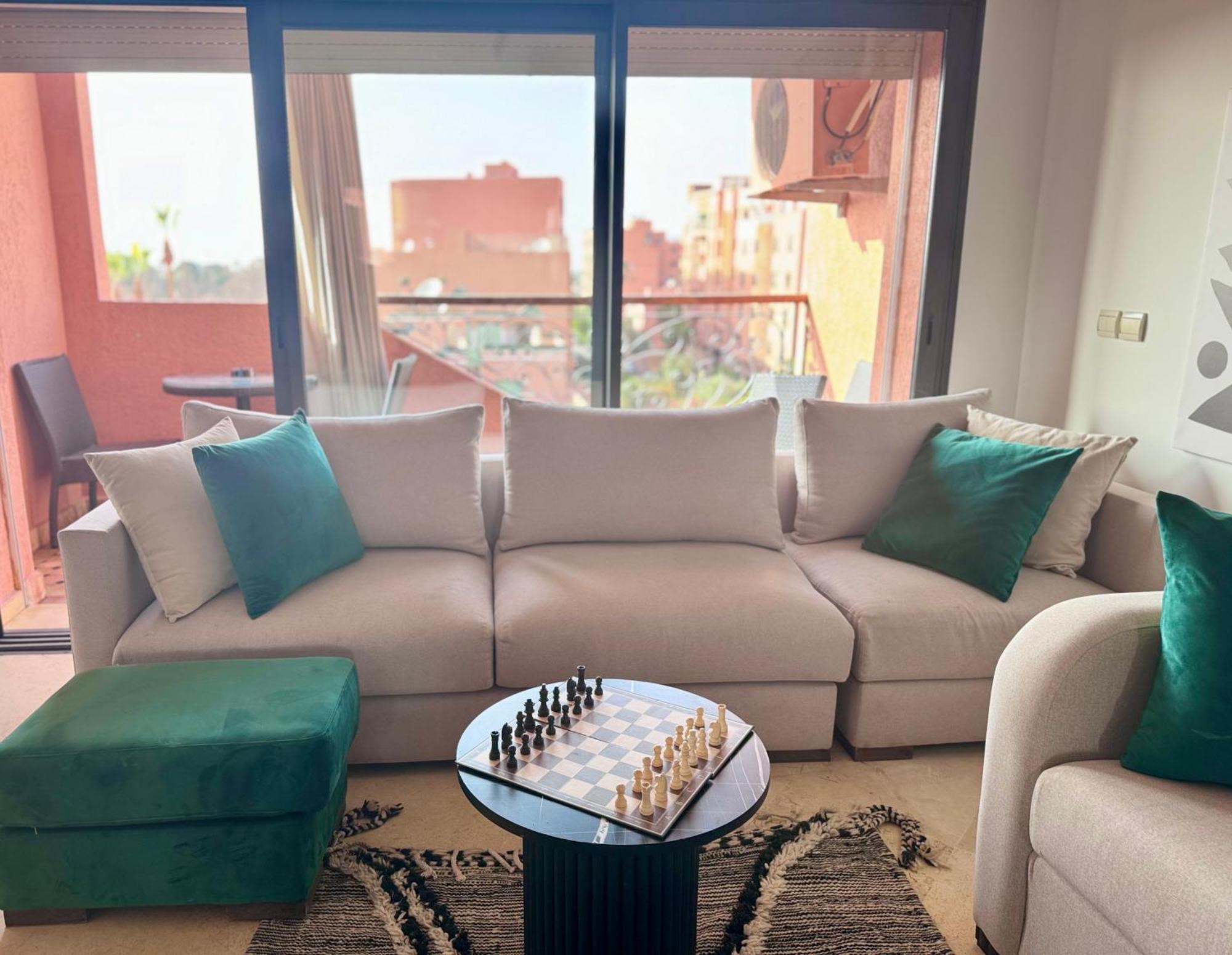 Apartment Rentsuite Comfy & In Victor Hugo *