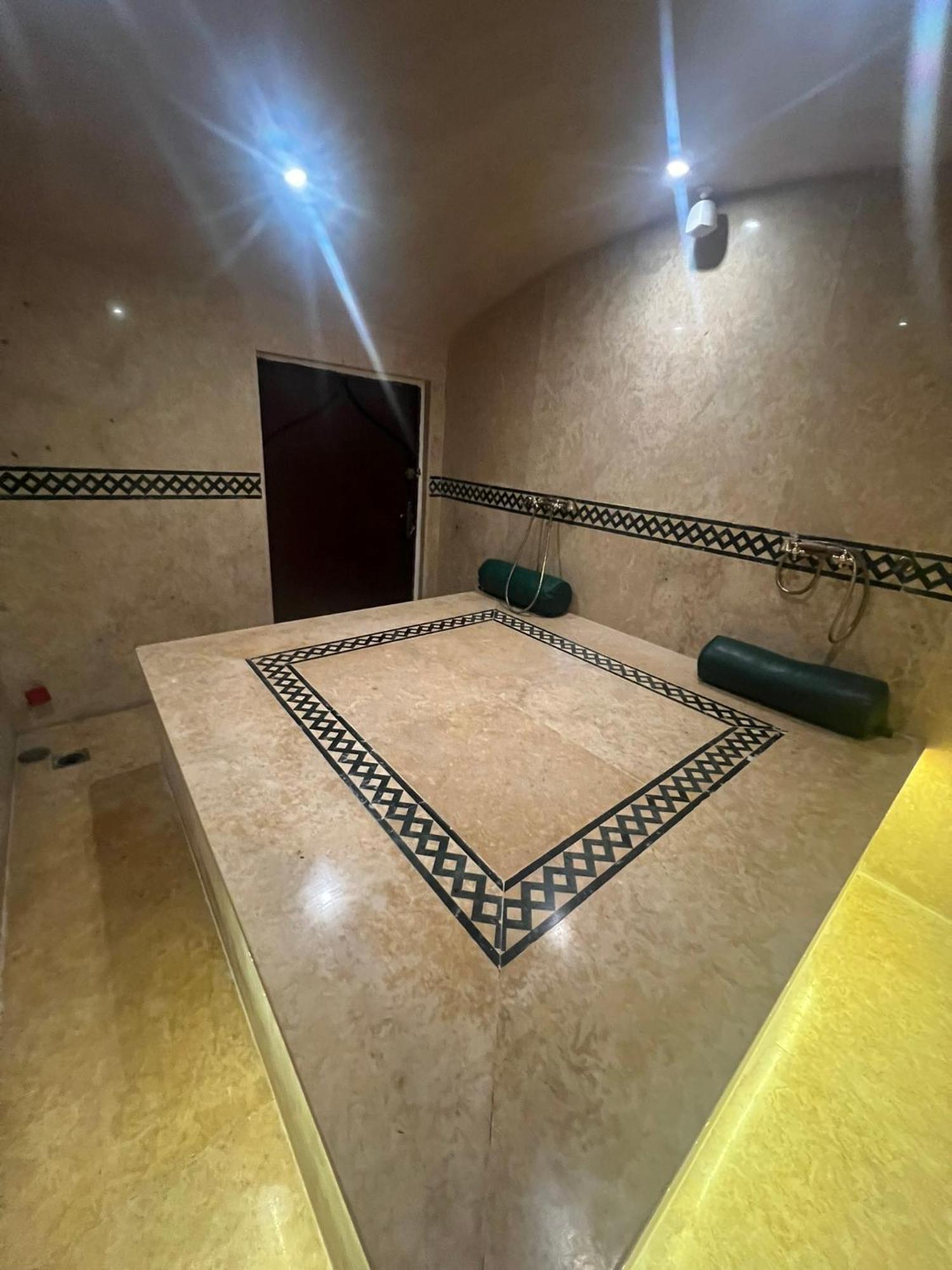 Riad Palais Blanc &