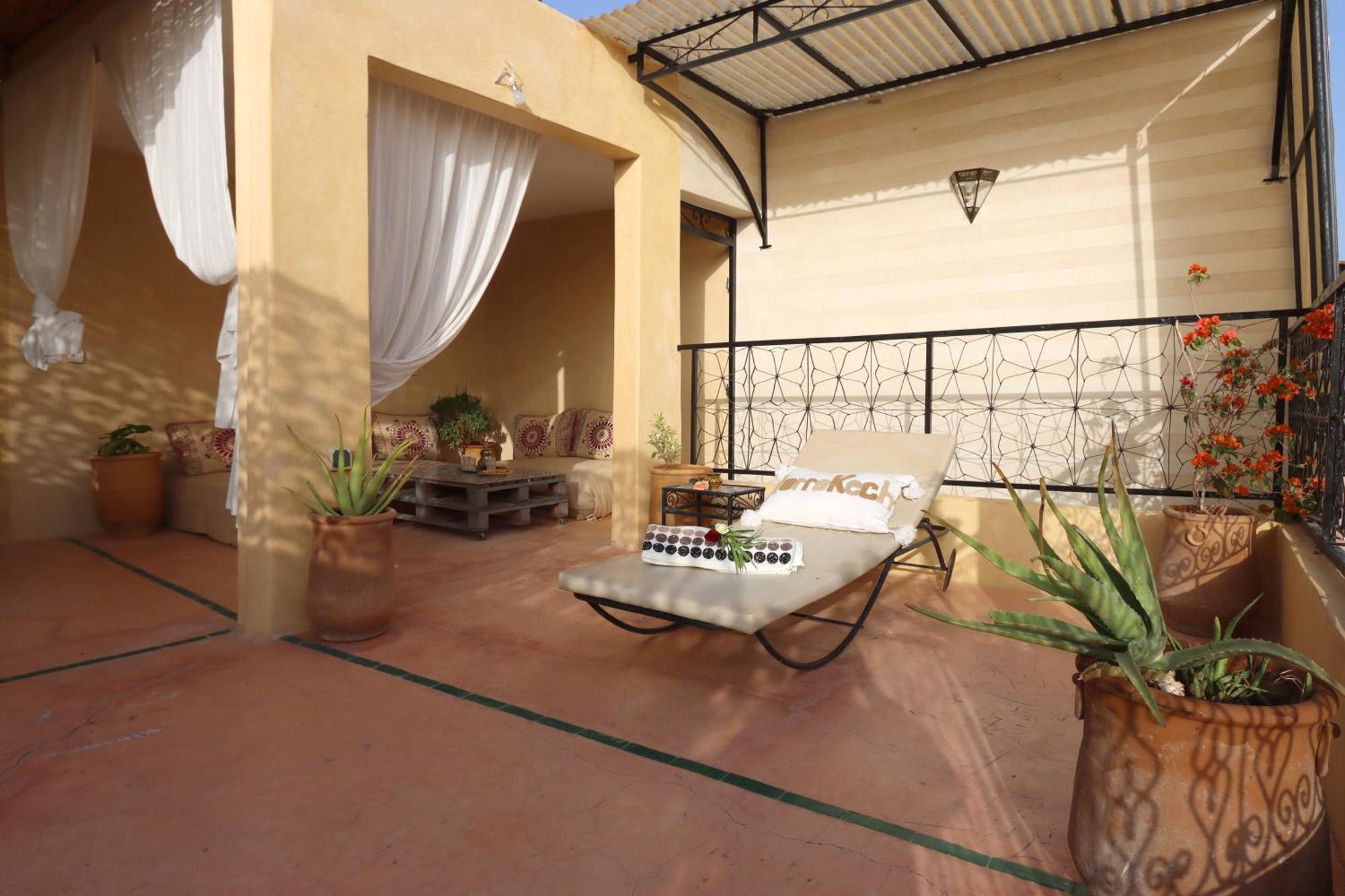 Bahia Bensaleh Apartment *