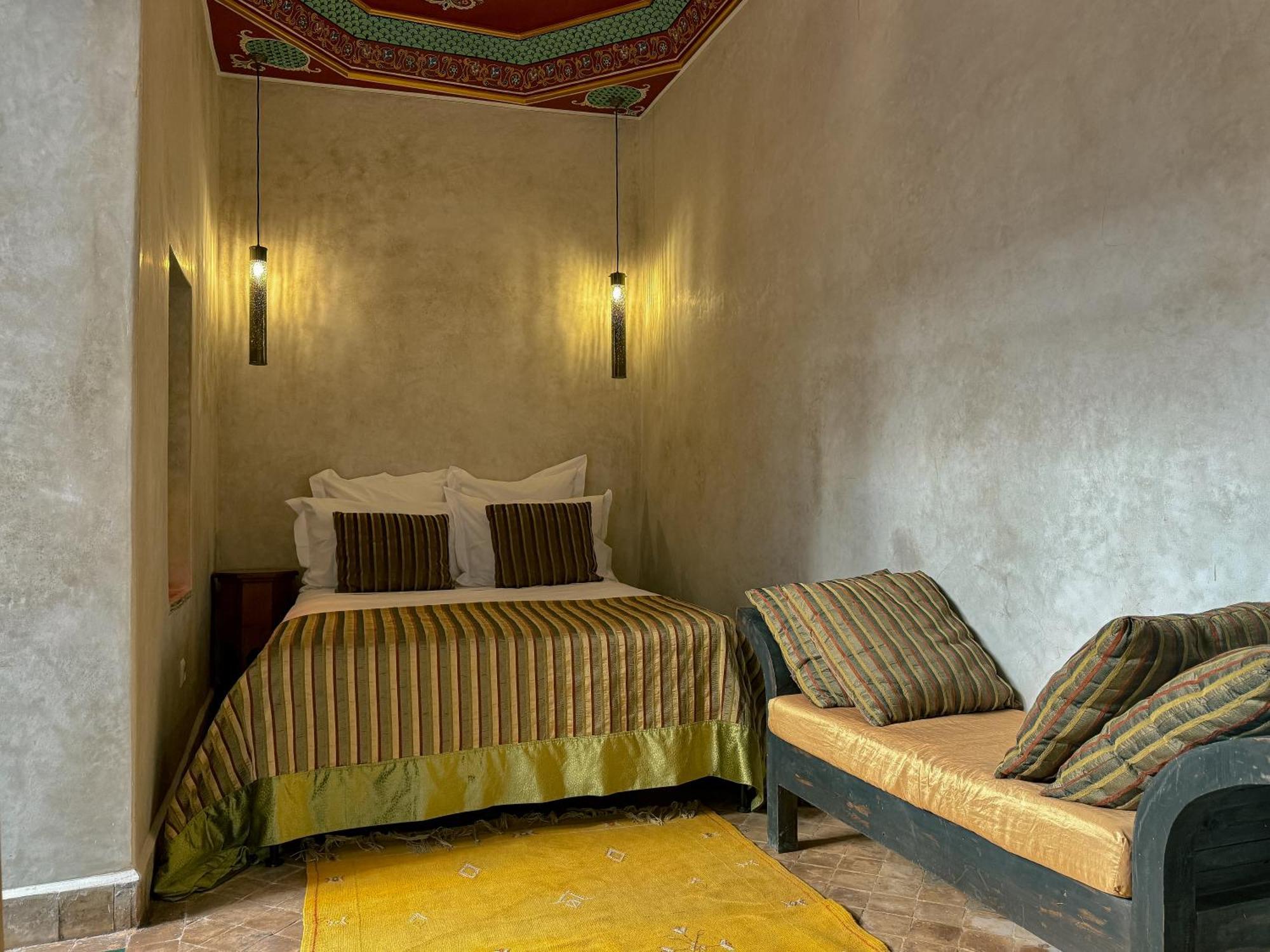 Lapis-lazuli Bed & Breakfast 4*