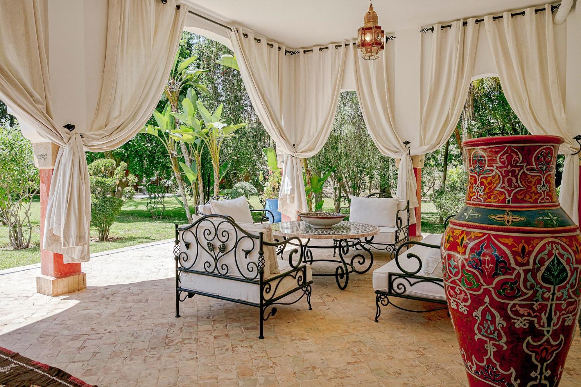 Villa Villabess *