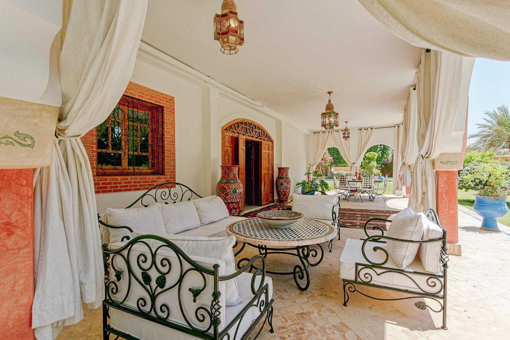 Villabess *