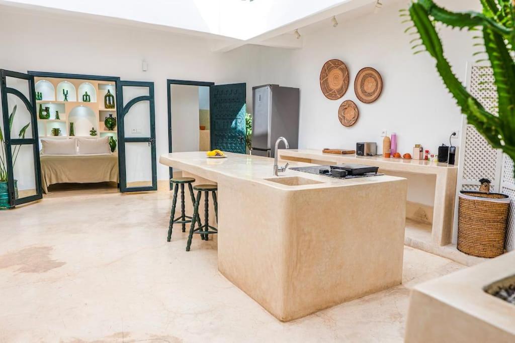 Apartment Orb Private Breakfast Included