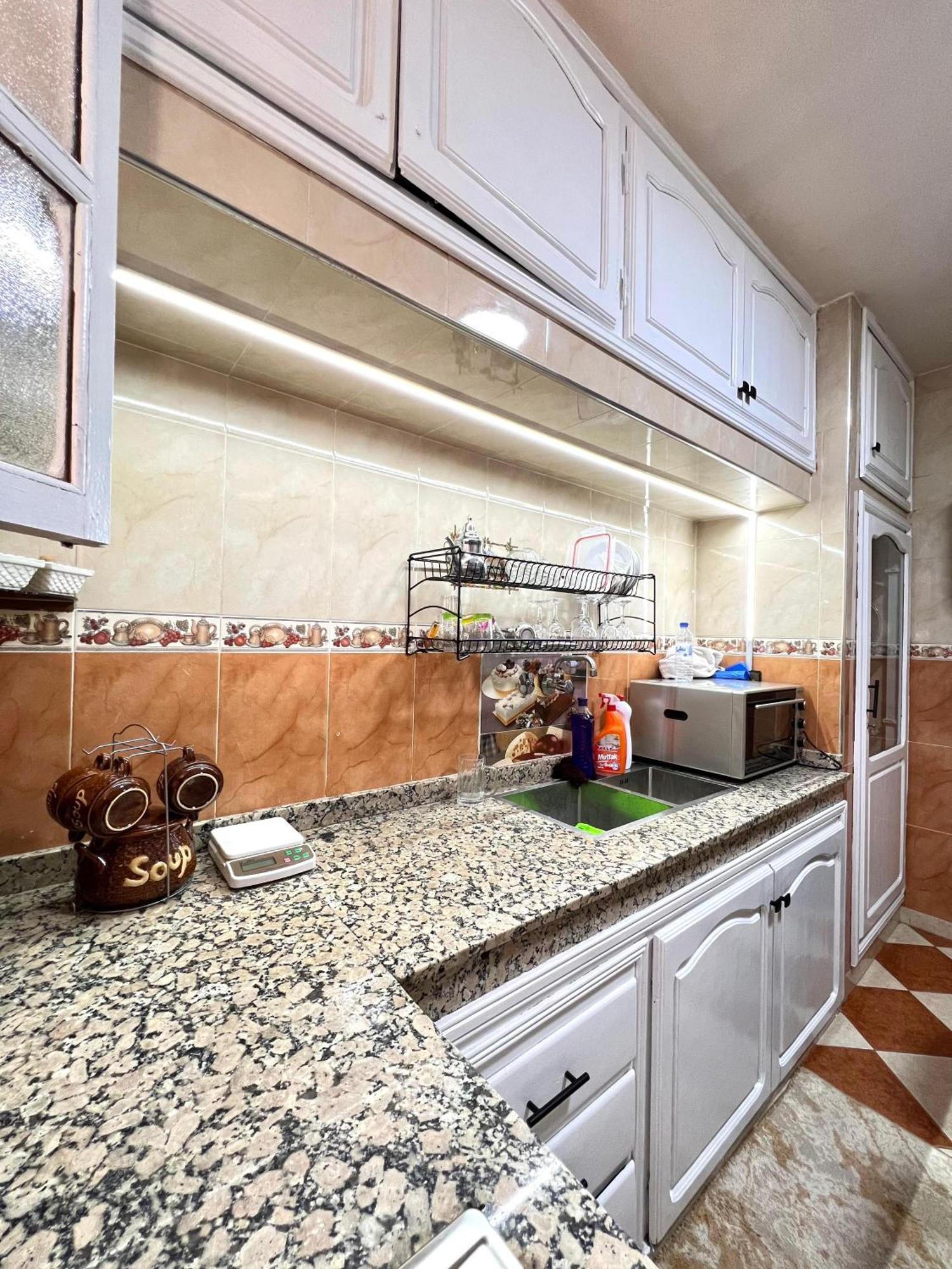 Apartment Cozy Near Airport *