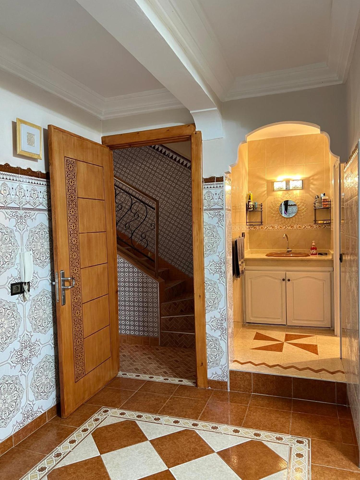 Apartment Cozy Near Airport *