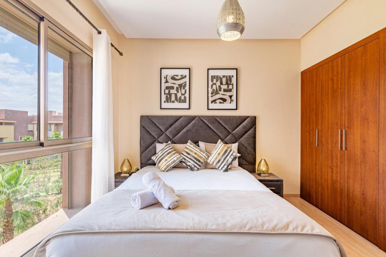Apartment Garden And Pool View 3 10min To Town Center