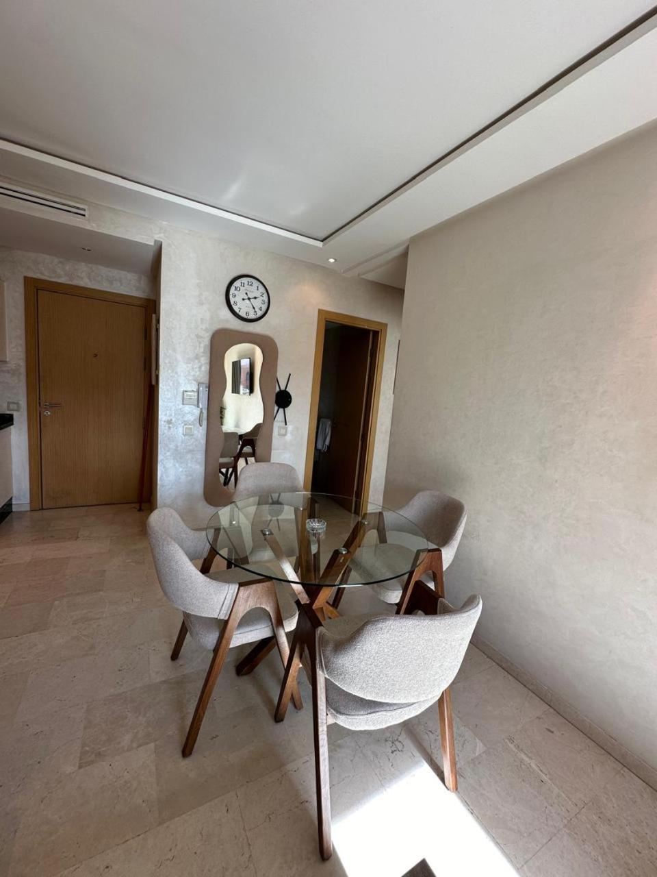 2 Salon A Cote De Carre Eden Perles3