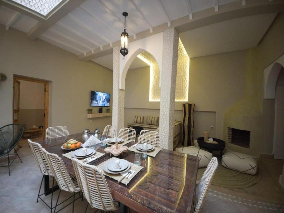 Riad Ravissant Avec 4 & Tres Belle Terrasse Marrakesh