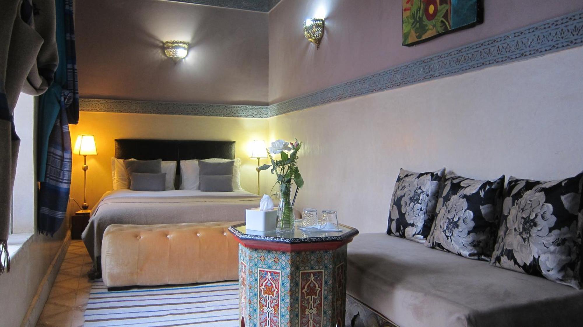 Maizie Riad 3*