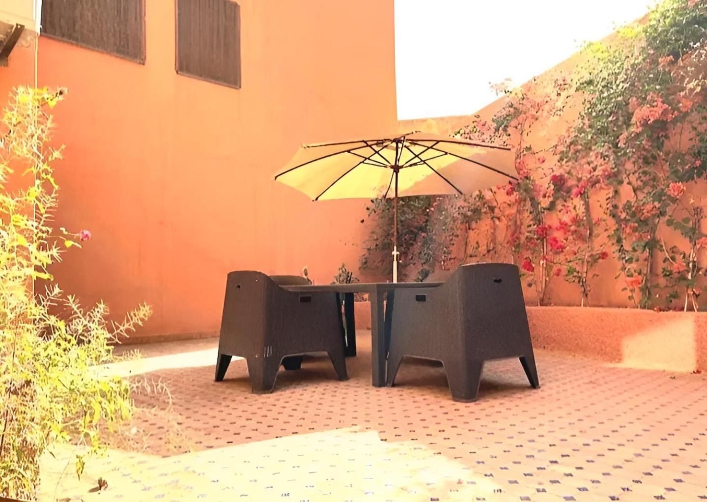 Apartment Duplex Raffine Avec Terrasse Verdoyante Et Vegetal - A 300m Du Jardin Majorelle Et Musee Yves Saint Laurent - Netflix Et Iptv