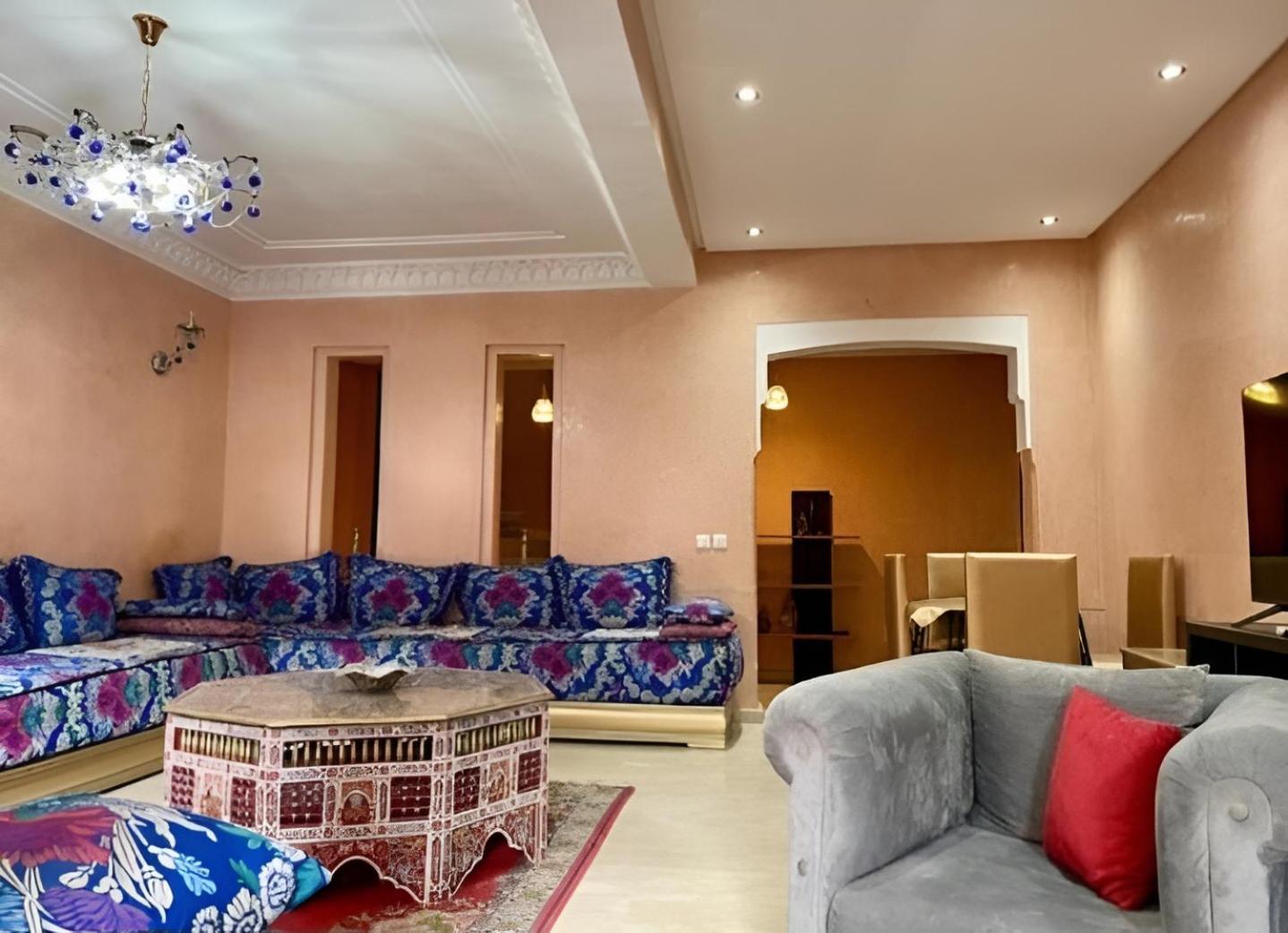 Duplex Raffine Avec Terrasse Verdoyante Et Vegetal - A 300m Du Jardin Majorelle Et Musee Yves Saint Laurent - Netflix Et Iptv