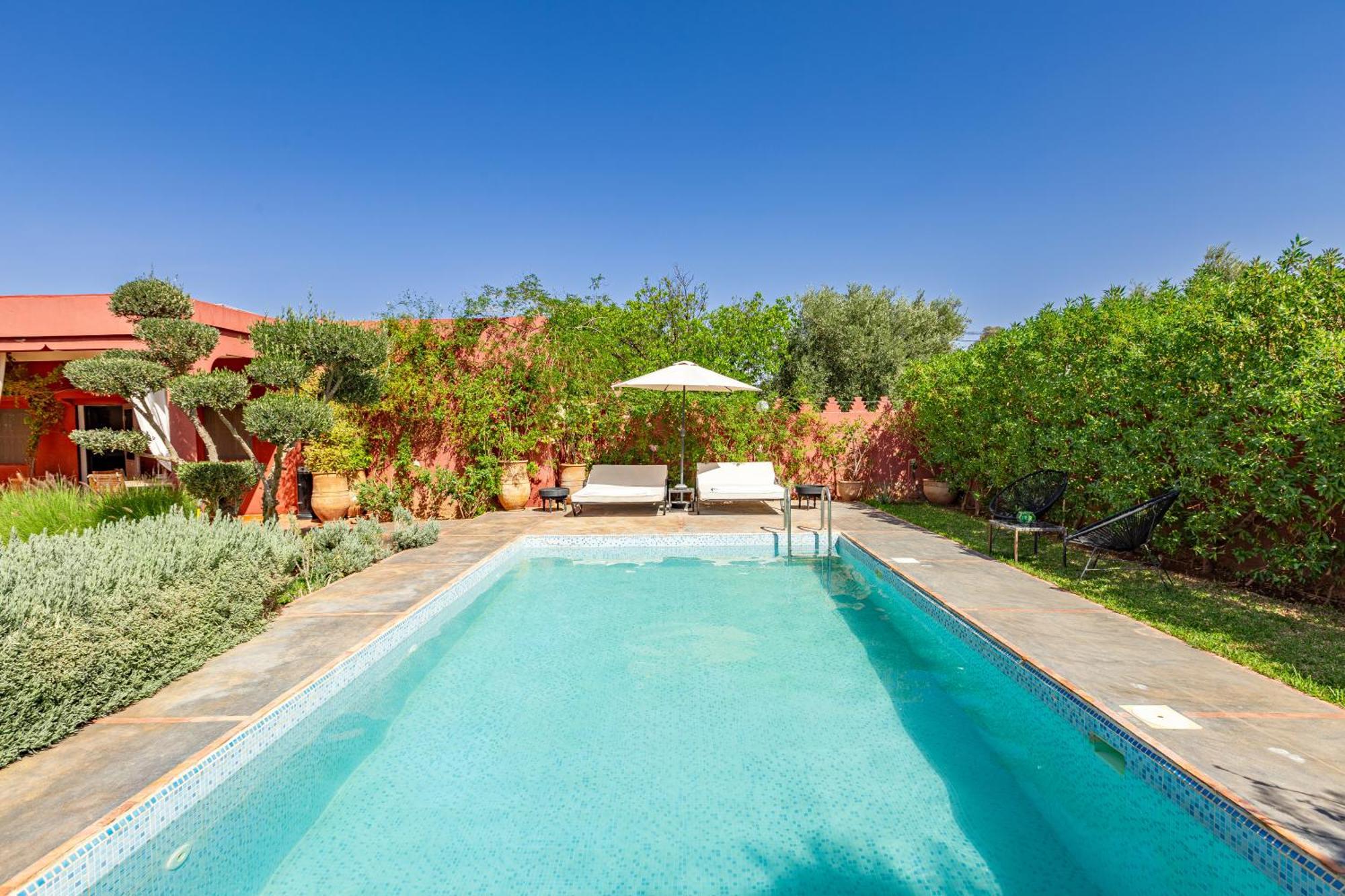 Private Comfort And Relax Pool Holiday home