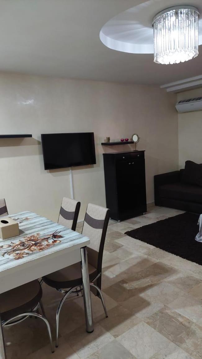 Apartamento Le Spacieux 37 Pour Familles Face Gare Ctm Hivernage
