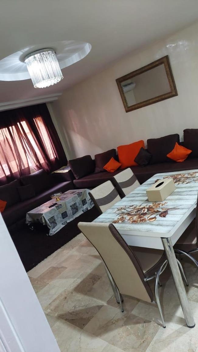 Apartamento Le Spacieux 37 Pour Familles Face Gare Ctm Hivernage *