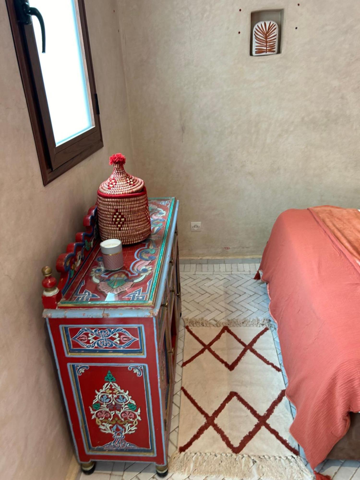 Amazing Amazigh Avec Jacuzzi Petit Dejeuner Compris Avec Aussi Familiales Pres De La Place Jemaa El Fna Riad Marrakesh